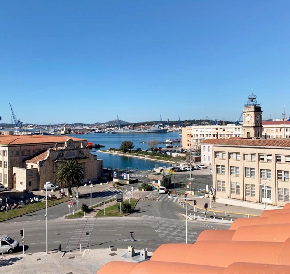Отель L'Eautel Toulon Centre Port Экстерьер фото